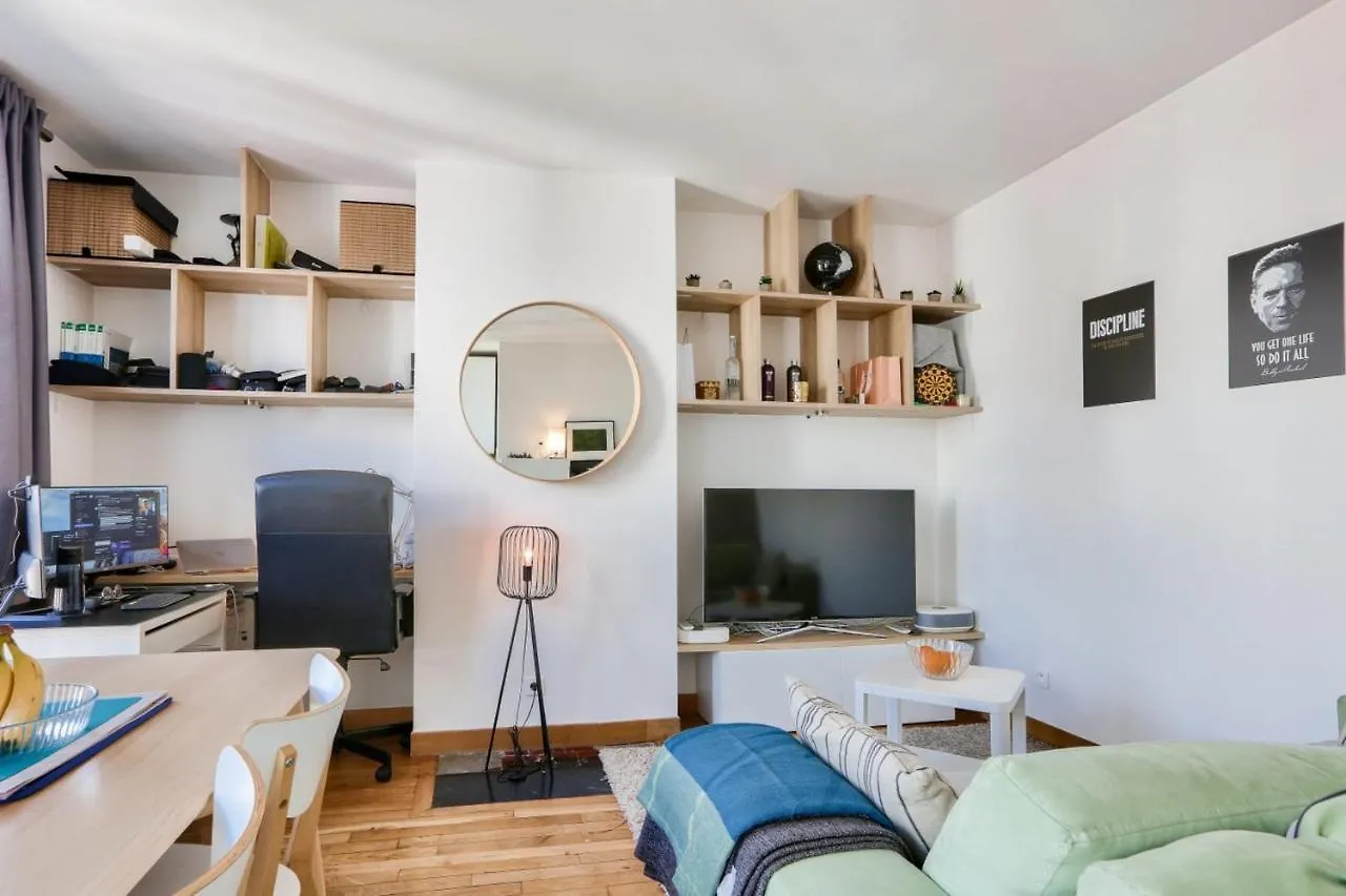Nice Apartment For 4 People - Paris 17 Frankrijk